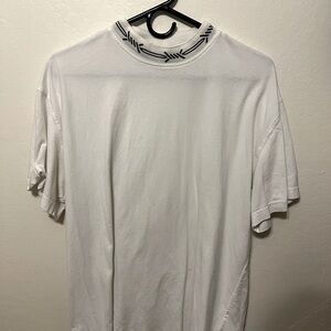 Urban outfitter white tee